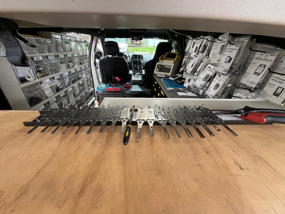 Set of Lishi automotive picking and decoding tools